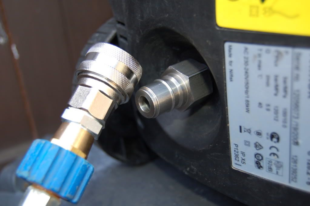 Qwashers Nilfisk quick release system Detailing World Forum